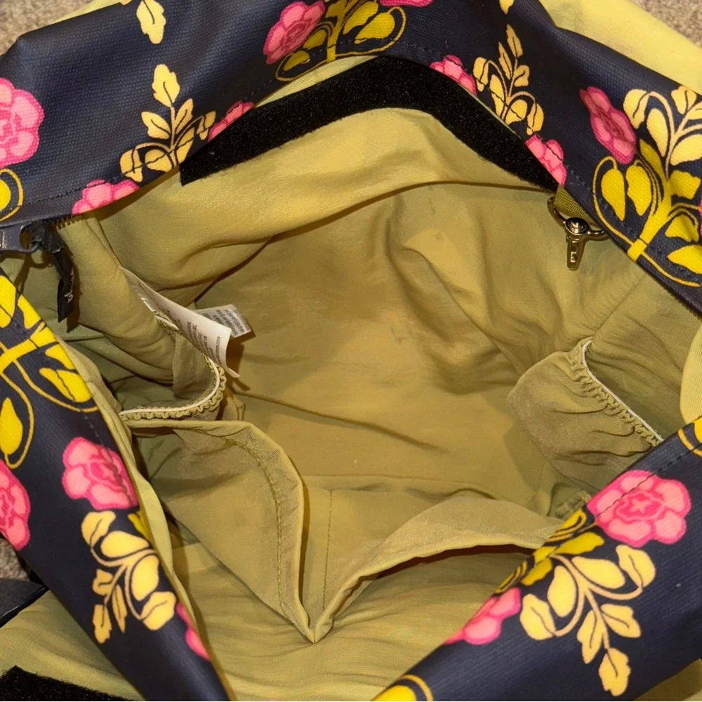 Petunia Pickle Bottom Seville Navy Floral Boxy Backpack Diaper Bag with Pad